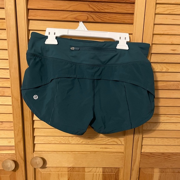 Lululemon Green Jasper Speed Up Shorts 2.5” Size 4 - Picture 3 of 12